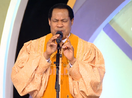 PASTOR CHRIS PRAYS FOR YOU