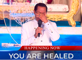 𝗣𝗔𝗦𝗧𝗢𝗥 𝗖𝗛𝗥𝗜𝗦 𝗣𝗥𝗔𝗬𝗦 𝗙𝗢𝗥 𝗬𝗢𝗨