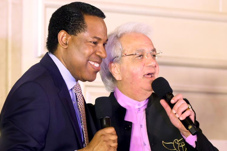 lebt benny hinn deutschland 2018